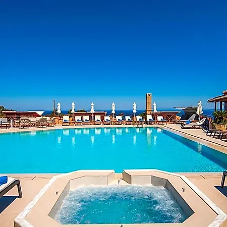 Sea View Village 4*